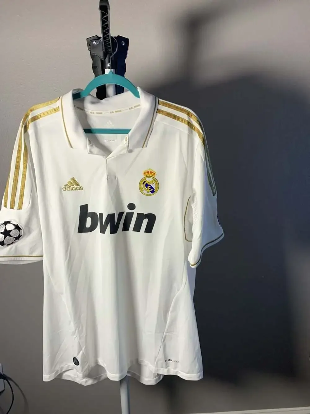 Adidas 2011-2012 Real Madrid Home Soccer Jersey Shirt White Gold XL